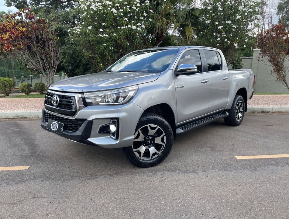 Toyota Hilux CD SRX 4x4 2.8 TDI 16V Diesel Aut.