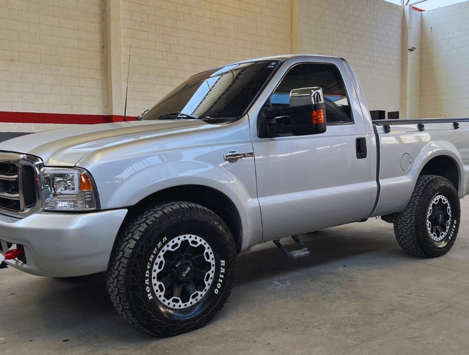 Ford F-250 XL 3.9 4x2 Diesel