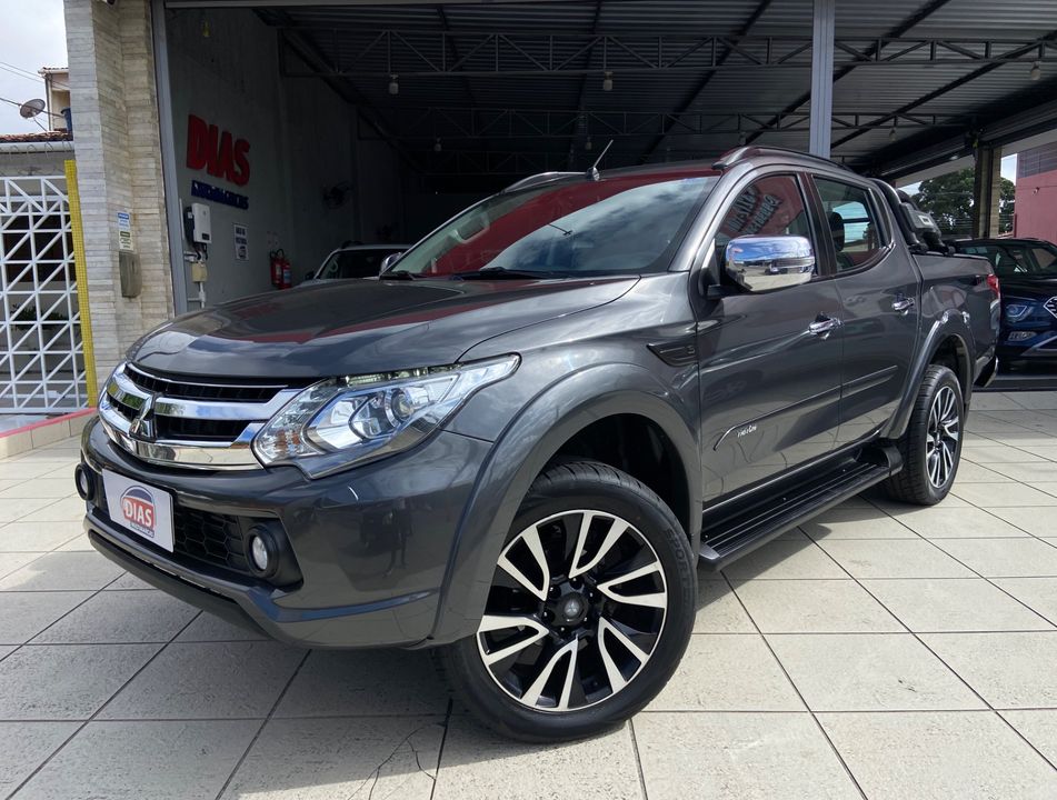 Mitsubishi L200 Triton Sport HPE-S 2.4 CD Dies. Aut