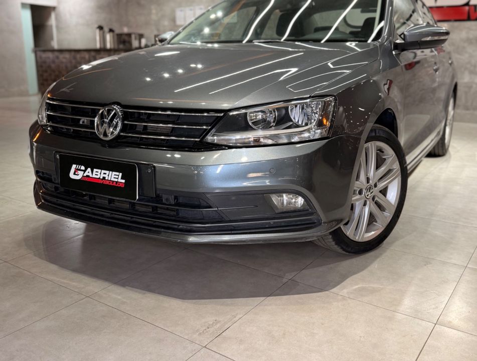 VolksWagen JETTA Highline 2.0 TSI 16V 4p Tiptronic