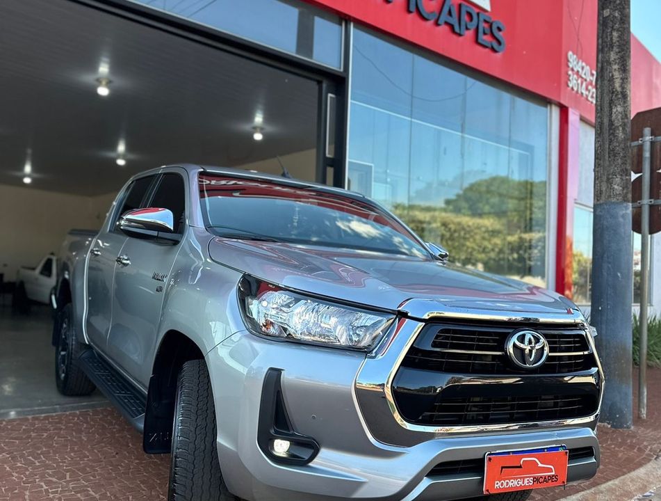 Toyota Hilux CD SRV 4x2 2.7 Flex 16V Aut.