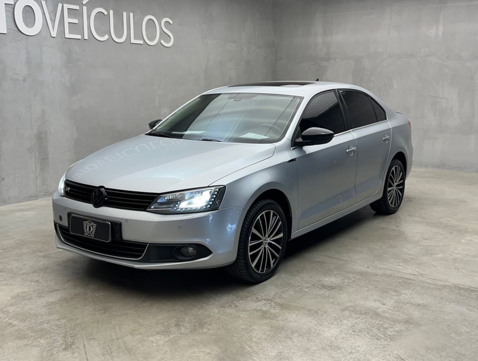 VolksWagen JETTA Highline 2.0 TSI 16V 4p Tiptronic