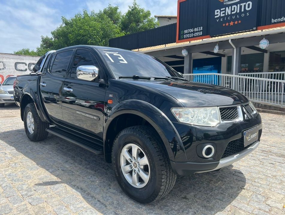 Mitsubishi L200 Triton HPE 3.2 CD TB Int.Diesel Aut