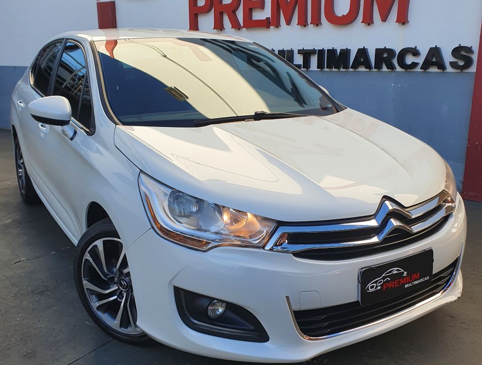 Citroën C4 LOUNGE Tendance 2.0 Flex 4p Aut.