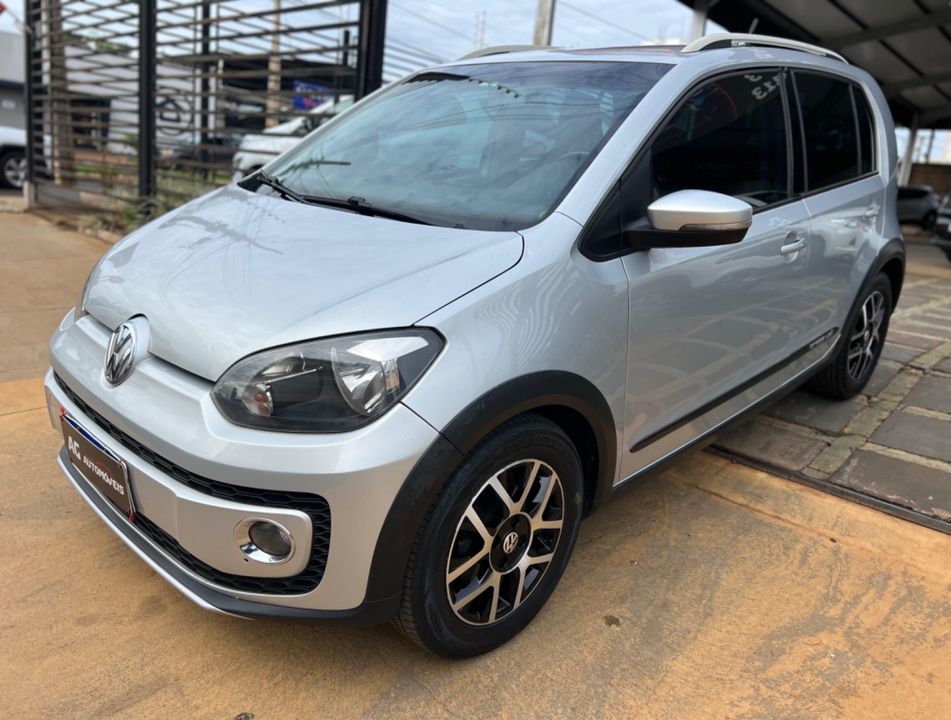 VolksWagen up! cross 1.0 TSI Total Flex 12V 5p