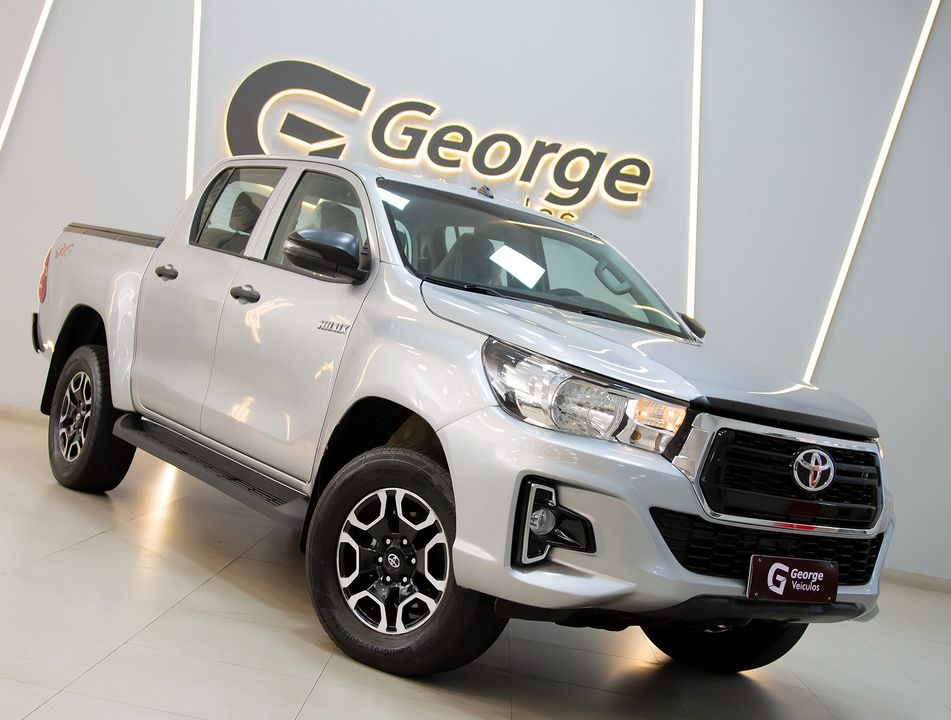 Toyota Hilux CD 4x4 2.8 Diesel Mec.