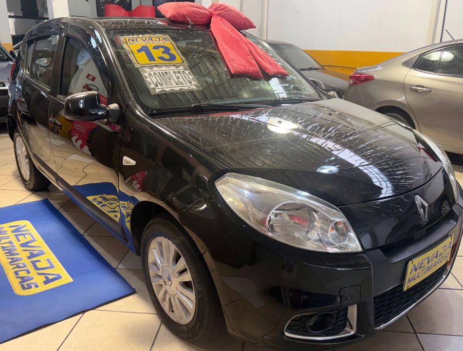 Renault SANDERO Privilège Hi-Flex 1.6 8V 5p