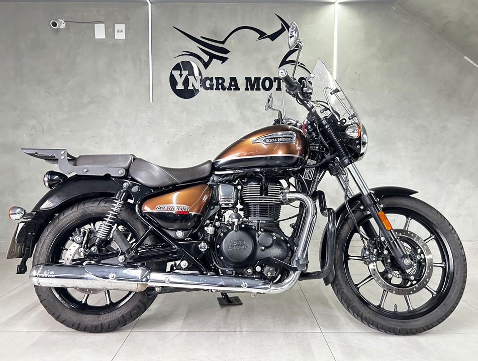 Royal Enfield Meteor 350 Supernova 
