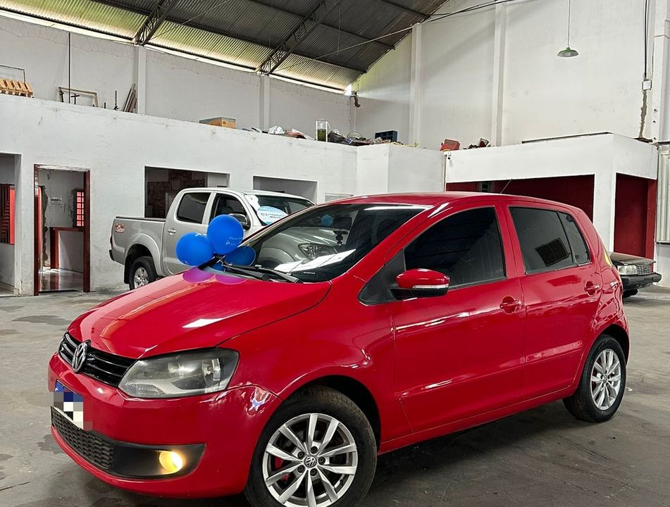 VolksWagen Fox 1.6 Mi Total Flex 8V 5p