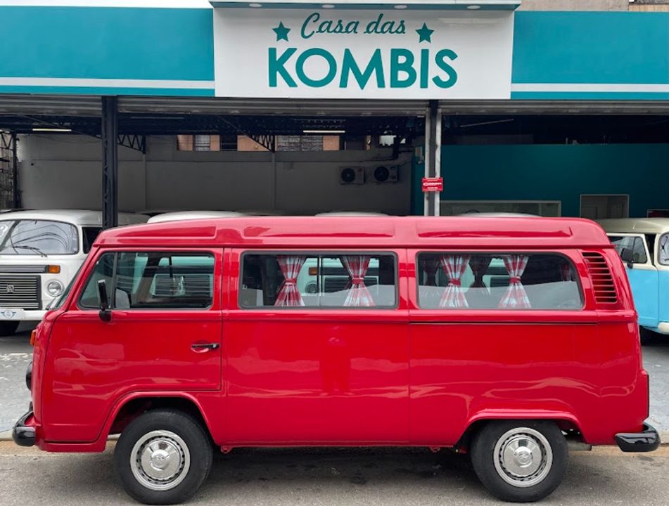 Volkswagen Kombi Standard 1.6