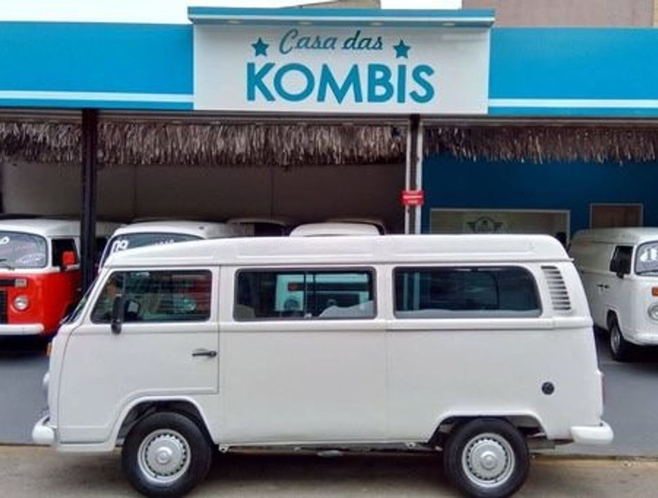 Volkswagen Kombi Standard 1.3 (Flex)