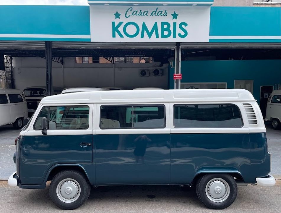 Volkswagen Kombi Standard 1.6