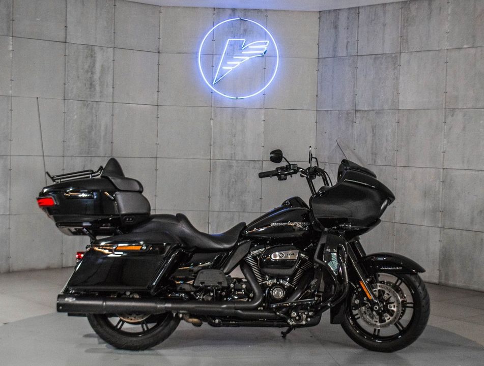 Harley ROAD GLIDE LIMITED FLTRK