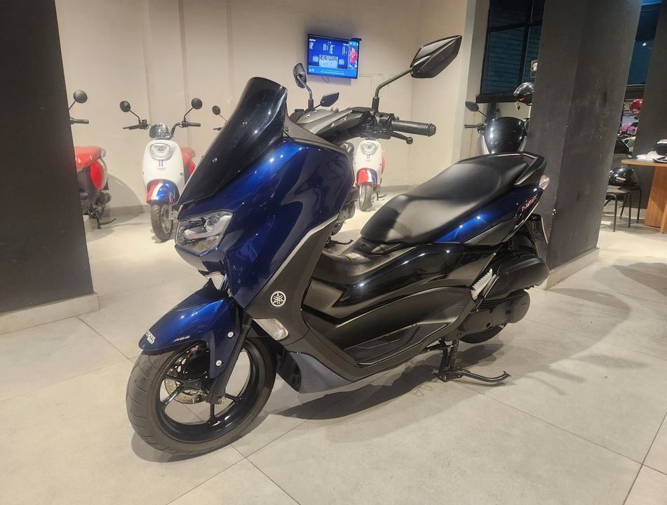 YAMAHA NMAX 160 CONNECT