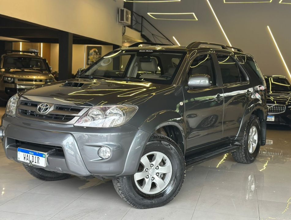 Toyota 3.0 SRV 4X4 16V TURBO INTERCOOLER DIESEL 4P AUTOMÁTICO