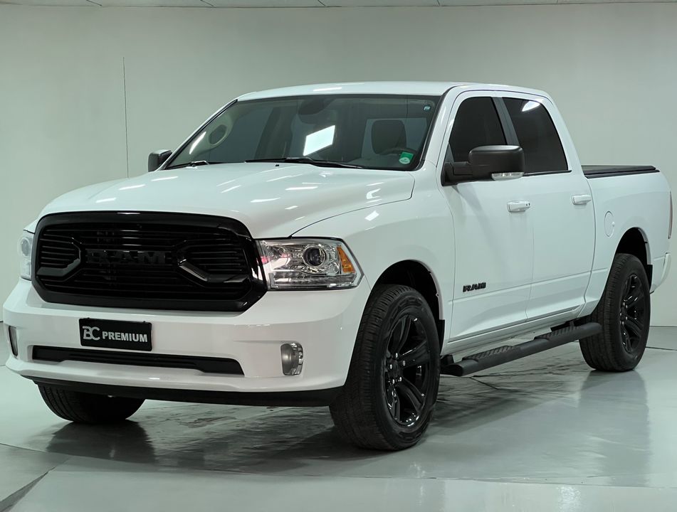 RAM CLASSIC LARAMIE NIGHT ED. 5.7 4X4 Aut.