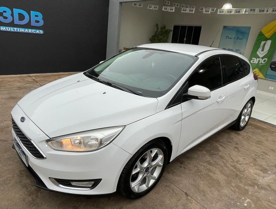 Ford Focus 2.0 16V/SE/SE Plus Flex 5p Aut.