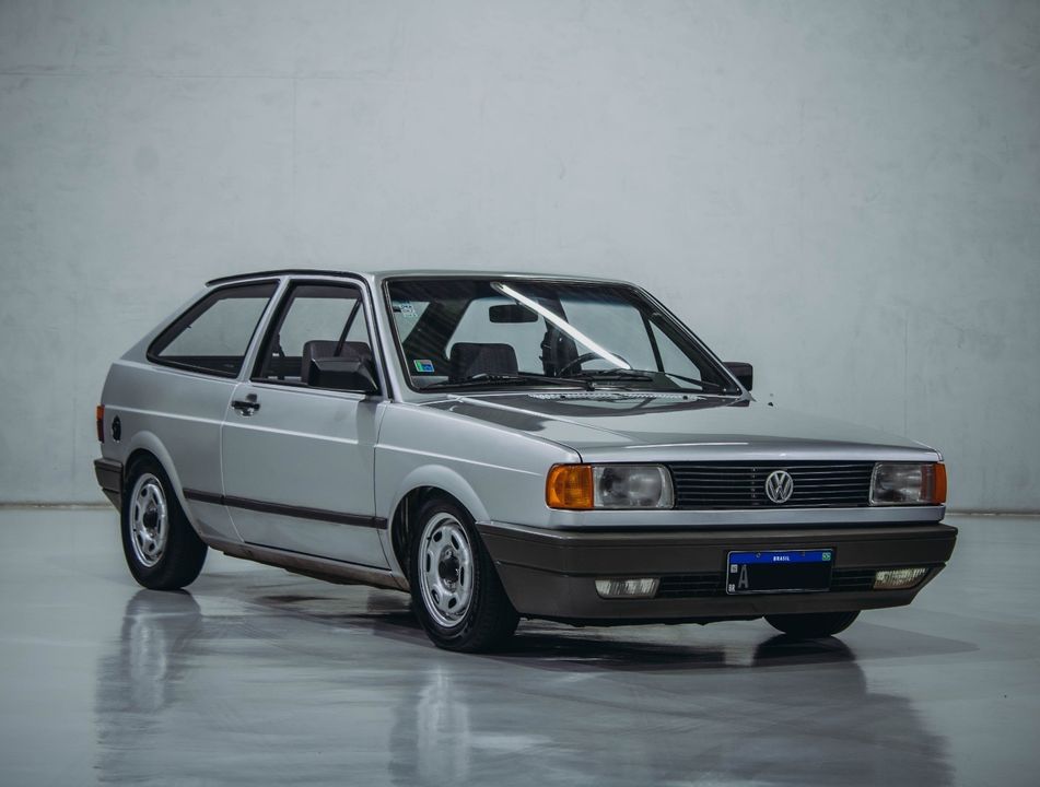 VolksWagen Gol 1000 (modelo antigo)