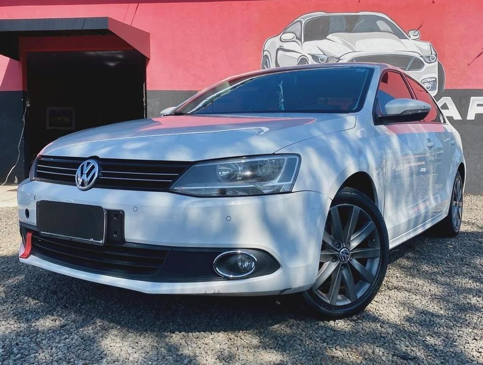 VolksWagen JETTA Comfortline 2.0 T.Flex 8V 4p Tipt.