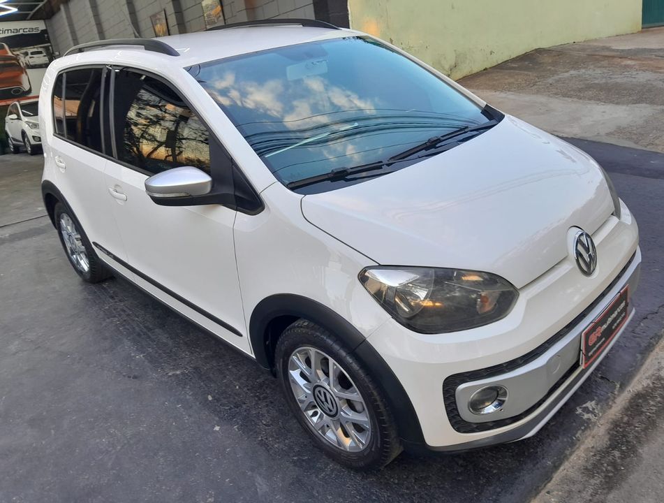 VolksWagen up! cross 1.0 TSI Total Flex 12V 5p