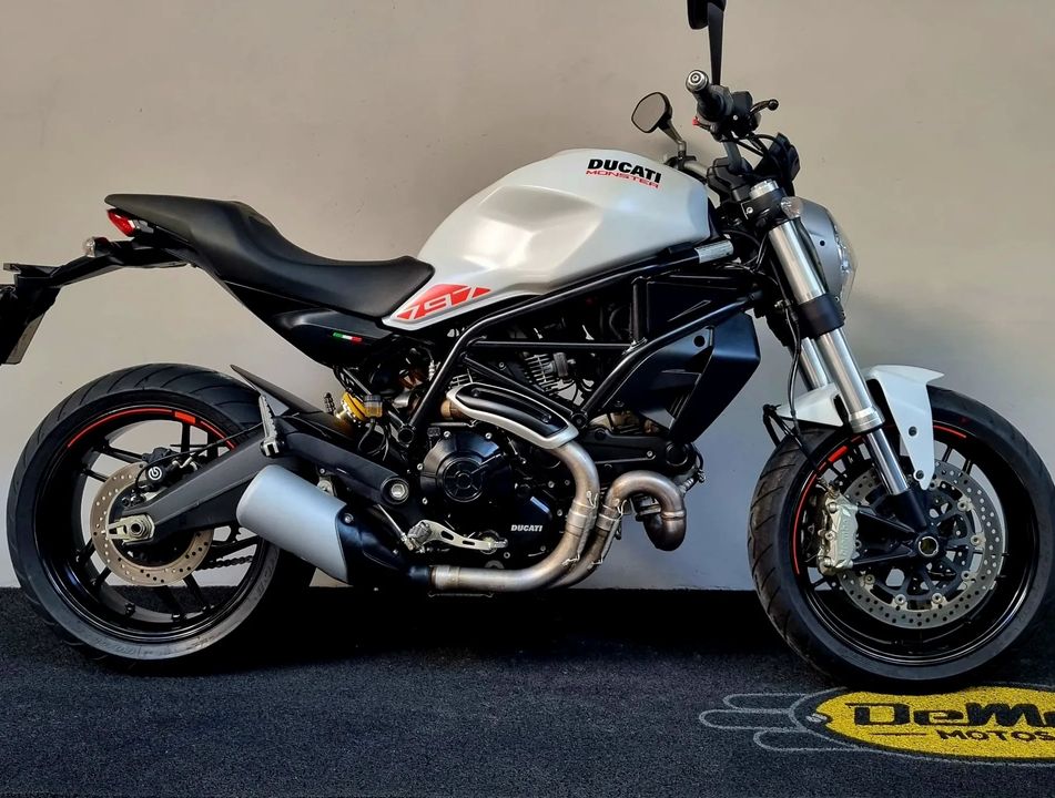 Ducati MONSTER 797