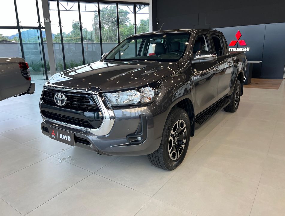 Toyota Hilux CD 2.8 TDI SRV 4WD