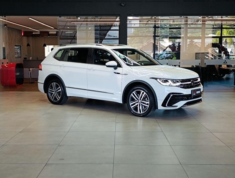 Volkswagen Tiguan Allspace 2.0 TSI R-Line