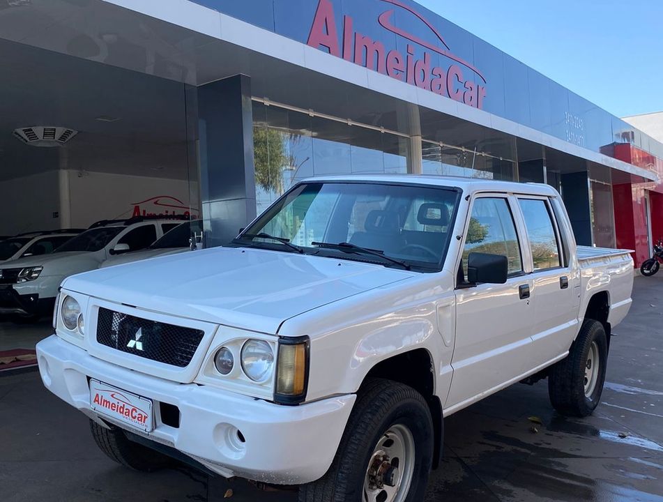 Mitsubishi L200 GL 2.5 4X4 CD Diesel