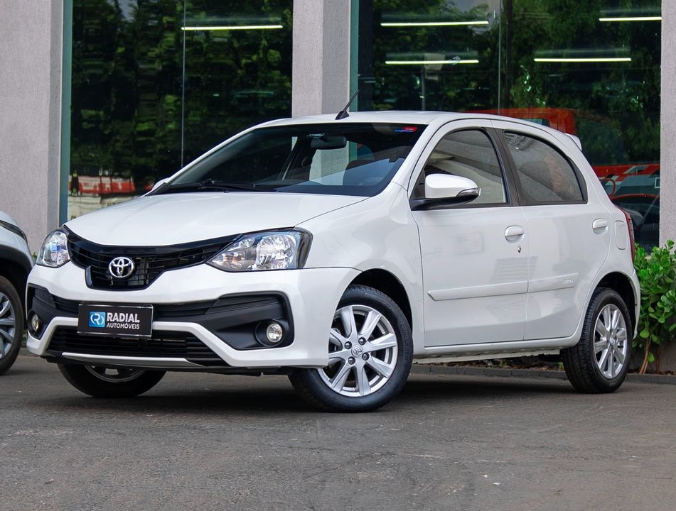 Toyota ETIOS X Plus 1.5 Flex 16V 5p Aut.