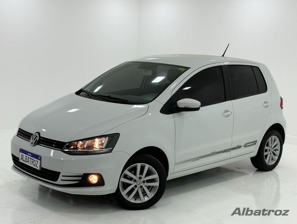 VolksWagen Fox Connect 1.6 Flex 8V 5p