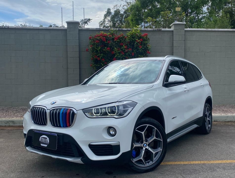 BMW X1 SDRIVE 20i X-Line 2.0 TB Active Flex