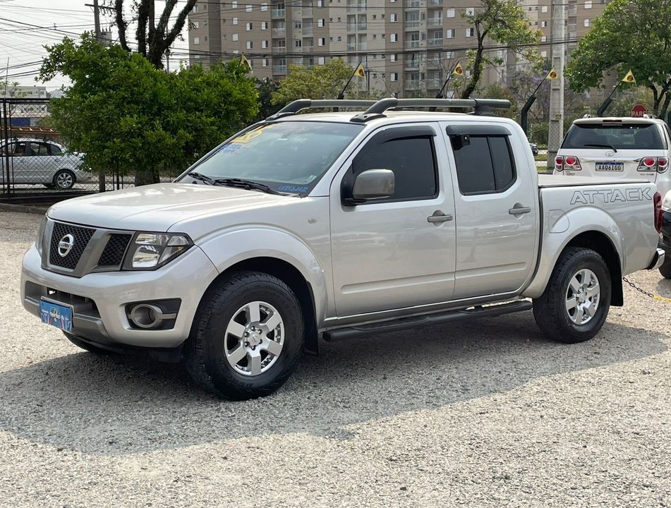 Nissan Frontier 2.5 TD CD 4x4 SV Attack