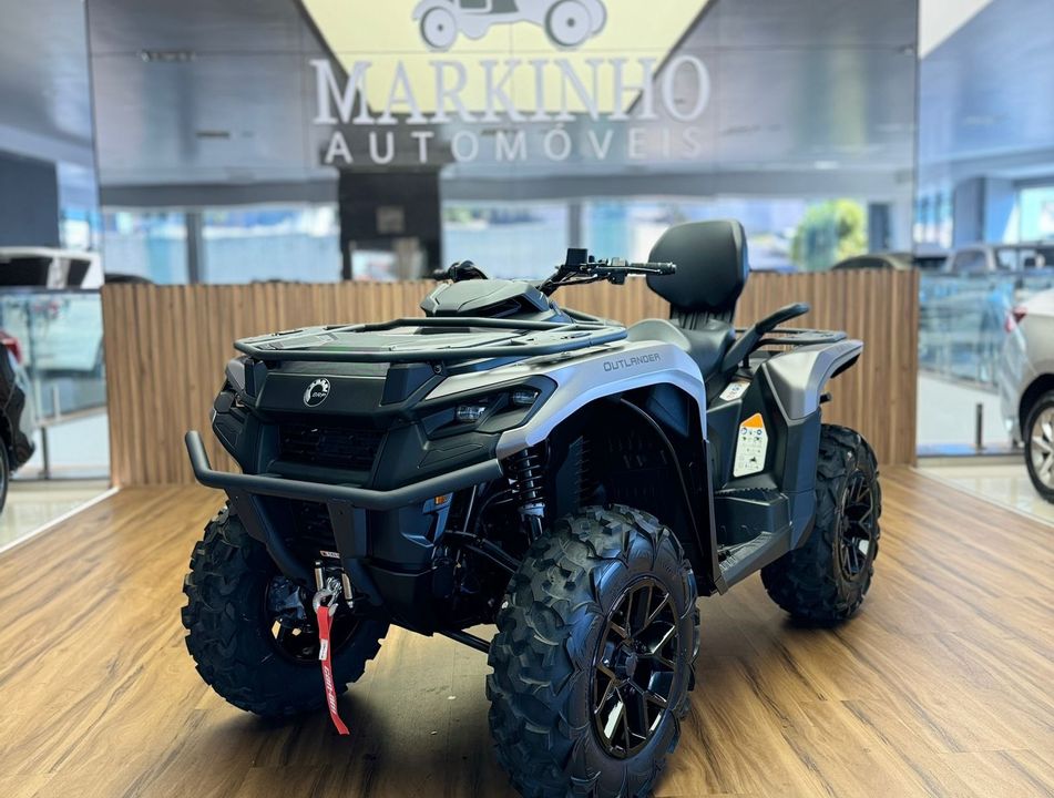 Can-Am Outlander Max XT700