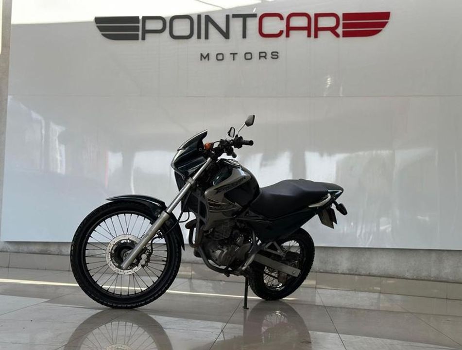 HONDA NX-4 FALCON 400