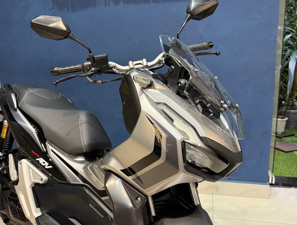 HONDA ADV 150