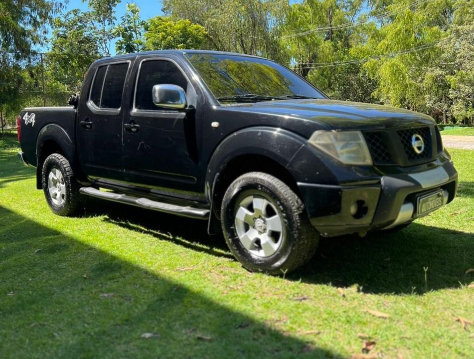Nissan Frontier SEL CD 4x4 2.5 TB Diesel Aut.