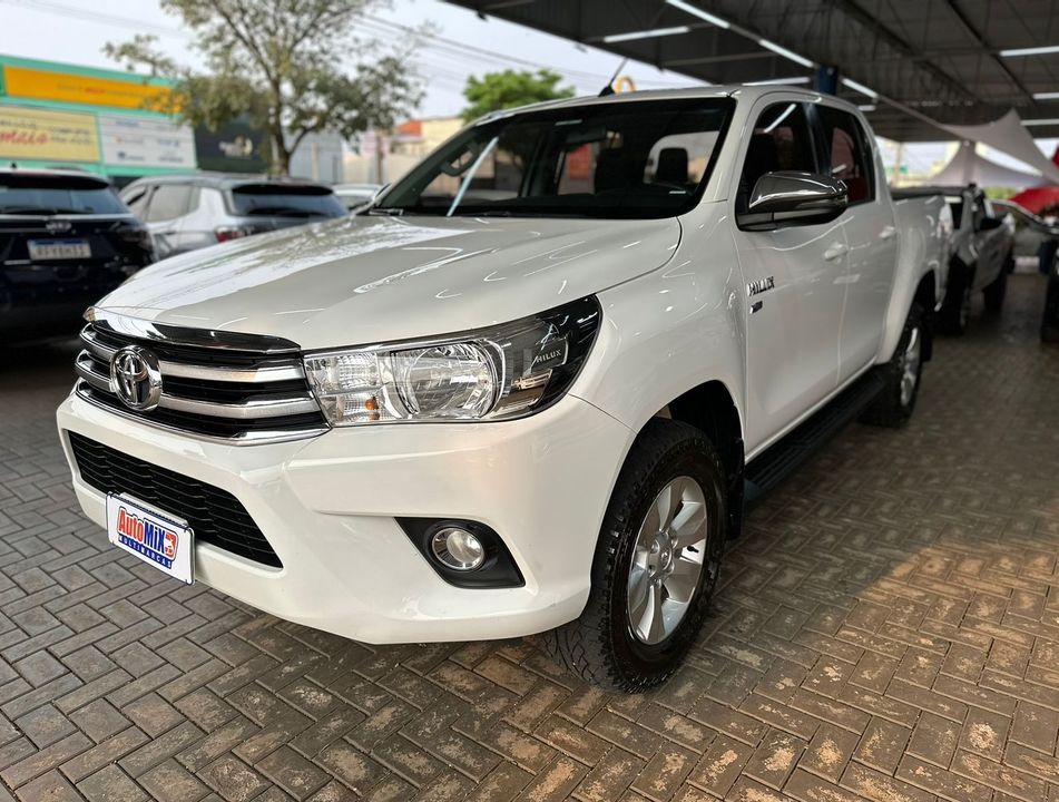 Toyota Hilux CD SRV 4x2 2.7 Flex 16V Aut.