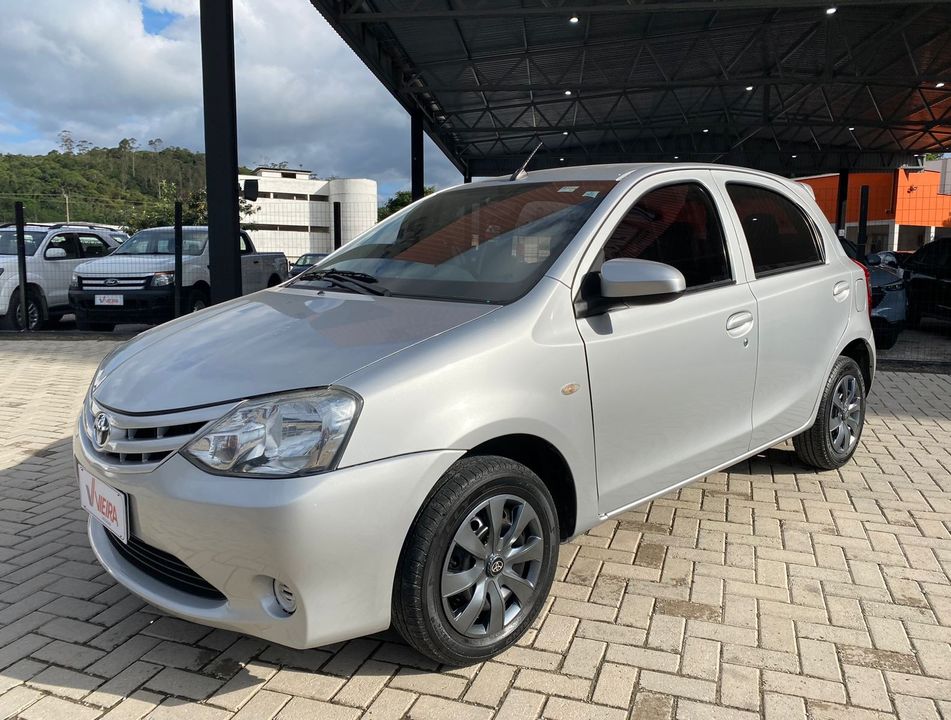 Toyota ETIOS X 1.3 Flex 16V 5p Mec.