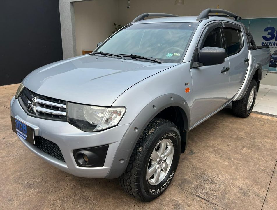 Mitsubishi L200 Triton GLS 3.2 CD TB Int.Diesel Mec