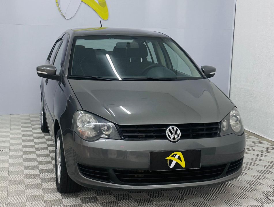 VolksWagen Polo Sedan 1.6 Mi Total Flex 8V 4p