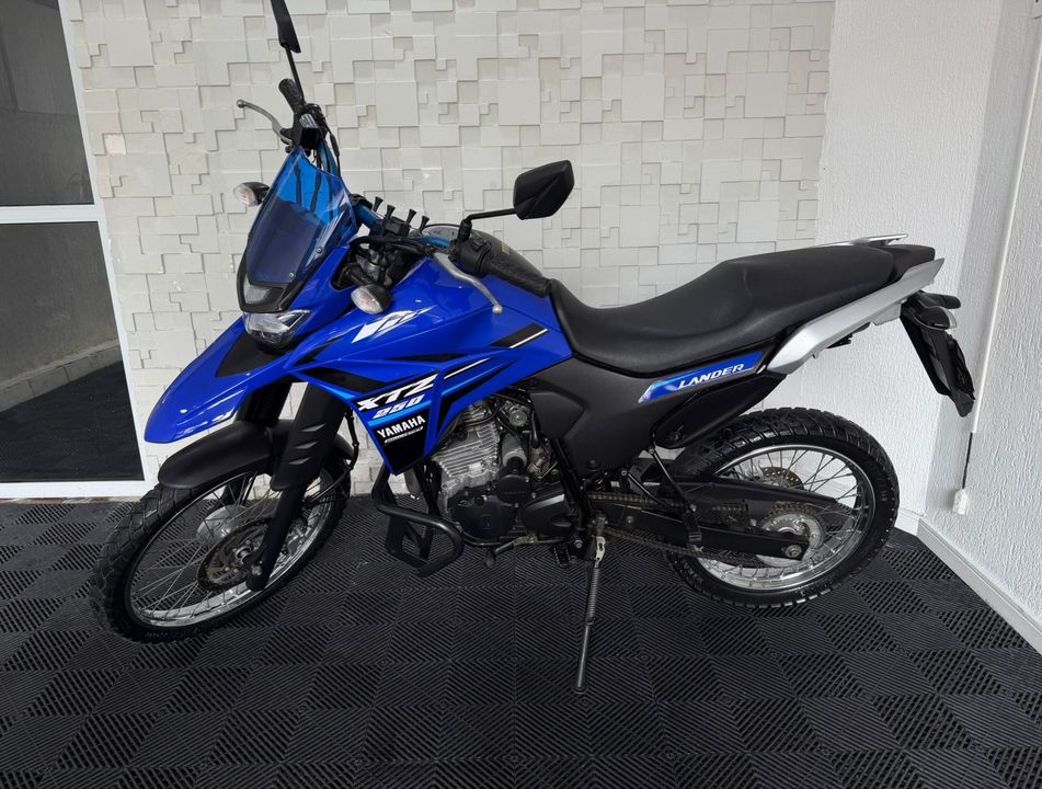 YAMAHA XTZ 250 LANDER 249cc/LANDER BLUEFLEX/ABS