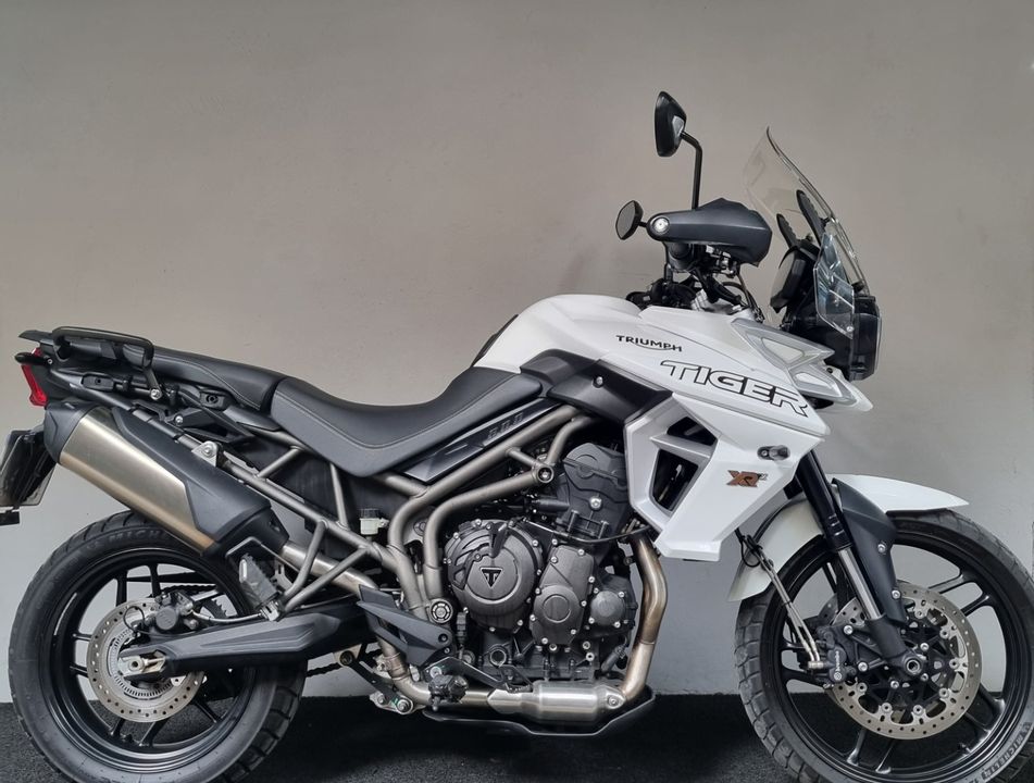 TRIUMPH TIGER 800 XRX