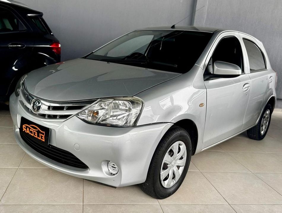 Toyota ETIOS X 1.3 Flex 16V 5p Mec.