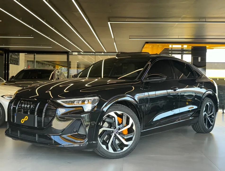 Audi E-TRON Sportback Perf. Aut. (Elétrico)