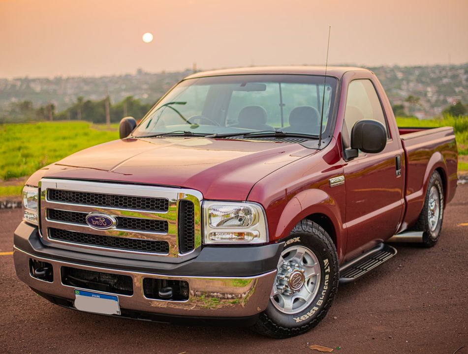 Ford F-250 XLT 4.2 V6