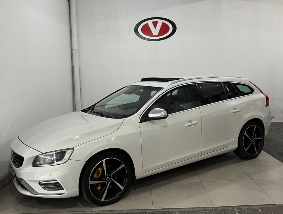 Volvo V60 T-6 R-DESIGN 3.0 AWD 4p