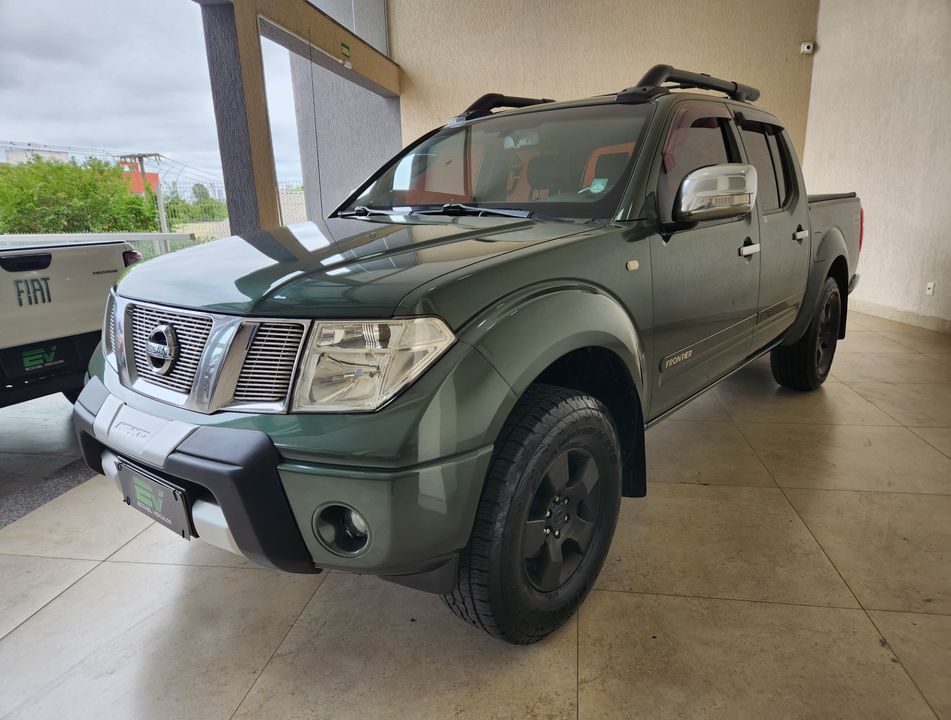 Nissan Frontier LE CD 4x4 2.5 TB Diesel Mec.