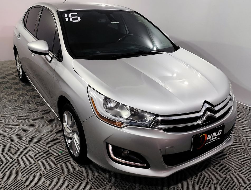 Citroën C4 LOUNGE Tendance 2.0 Flex 4p Aut.