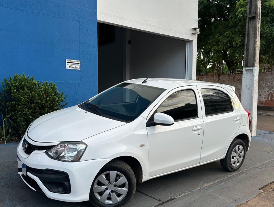 Toyota ETIOS X 1.3 Flex 16V 5p Mec.