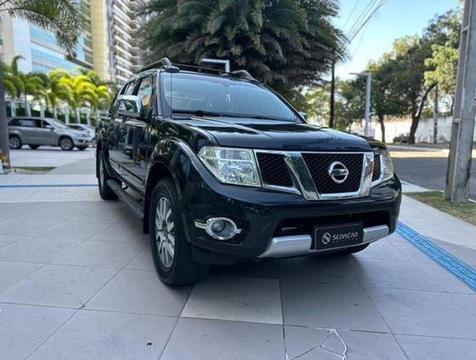 NISSAN 2.5 SL 4X4 CD TURBO ELETRONIC DIESEL 4P AUTOMÁTICO